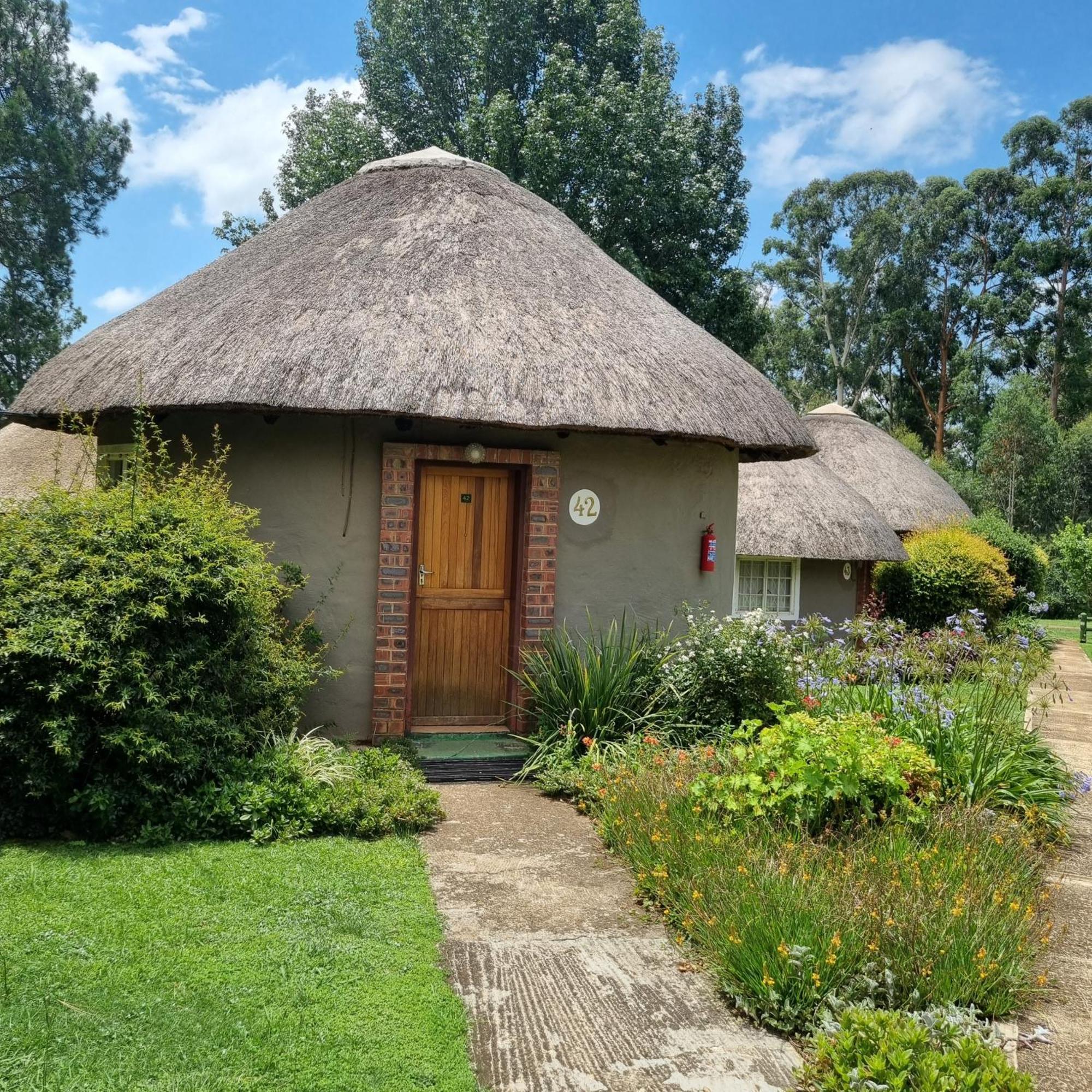 The Nest Drakensberg Mountain Resort Hotel Champagne Valley Exterior photo