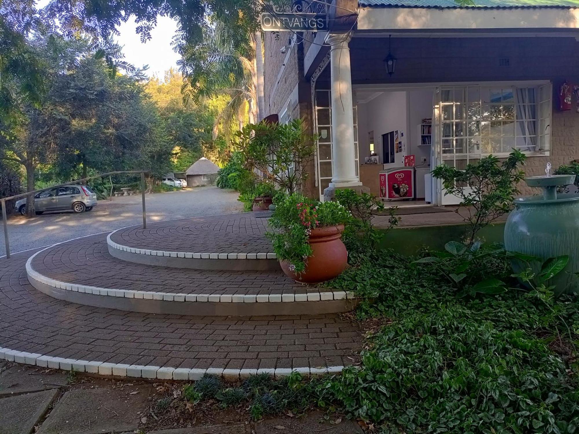 The Nest Drakensberg Mountain Resort Hotel Champagne Valley Exterior photo