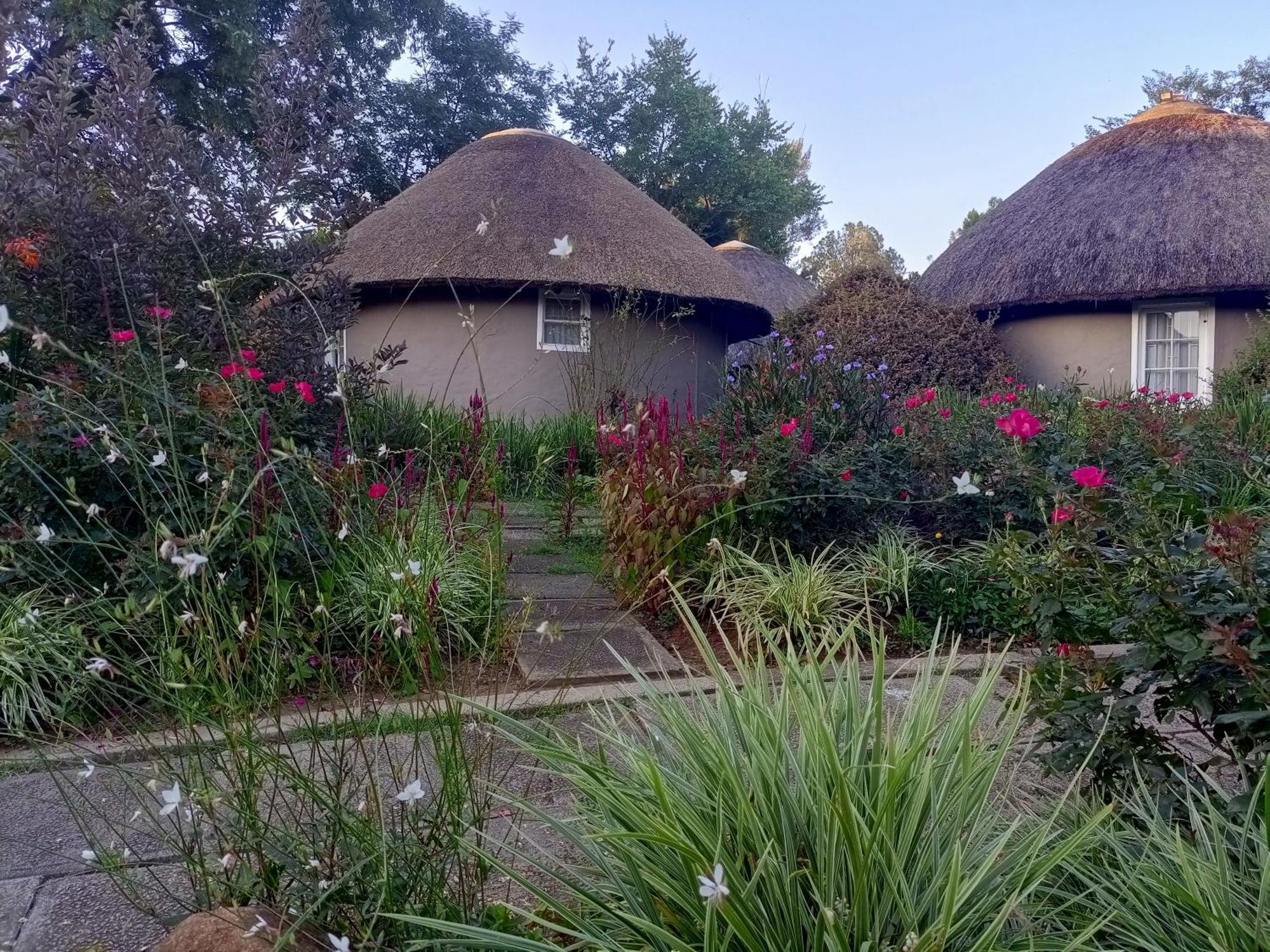 The Nest Drakensberg Mountain Resort Hotel Champagne Valley Exterior photo