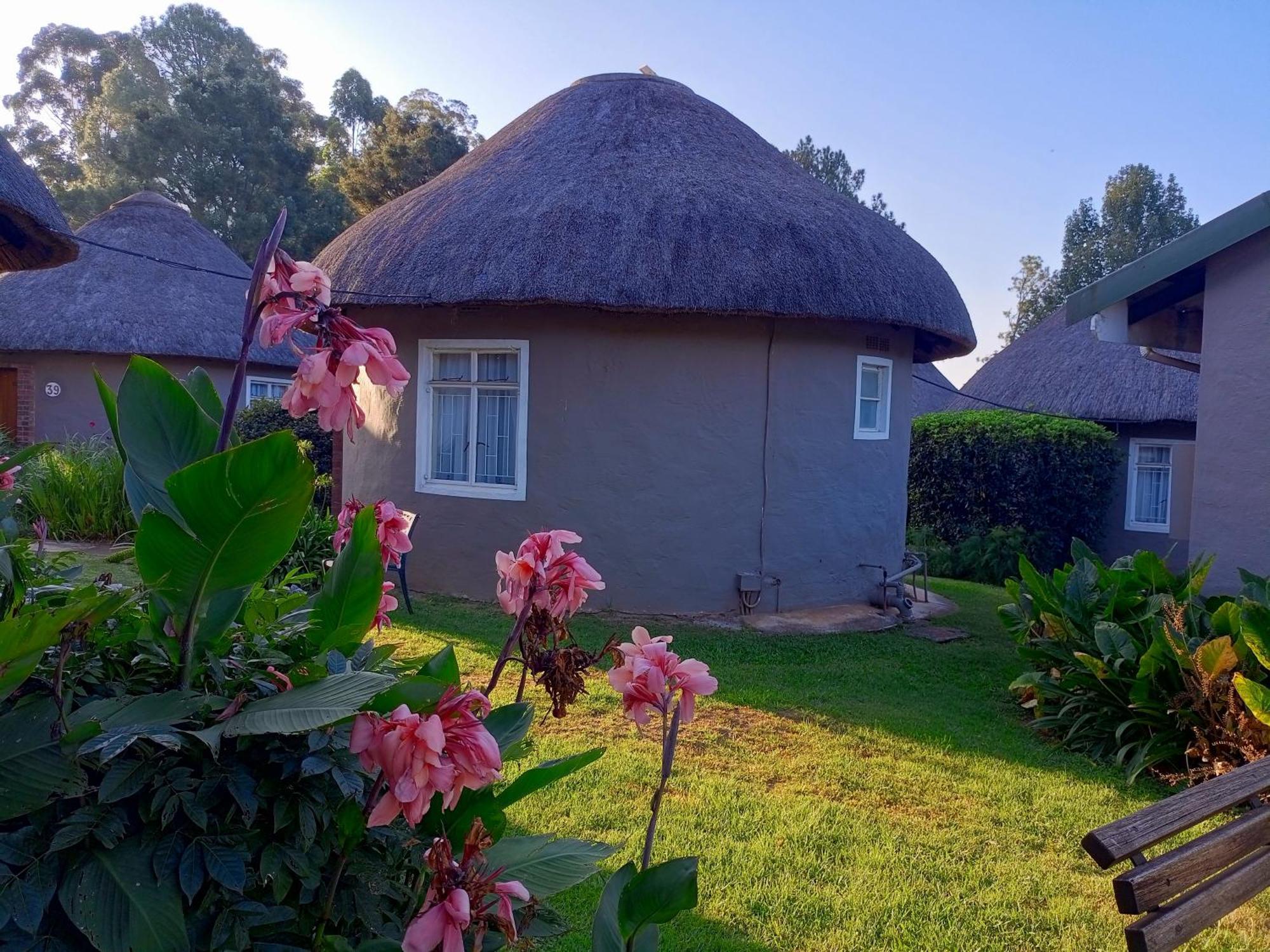 The Nest Drakensberg Mountain Resort Hotel Champagne Valley Exterior photo