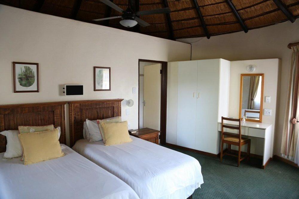 The Nest Drakensberg Mountain Resort Hotel Champagne Valley Exterior photo